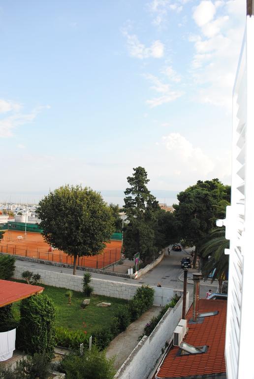 Fantastic Apartment Split Bilik gambar